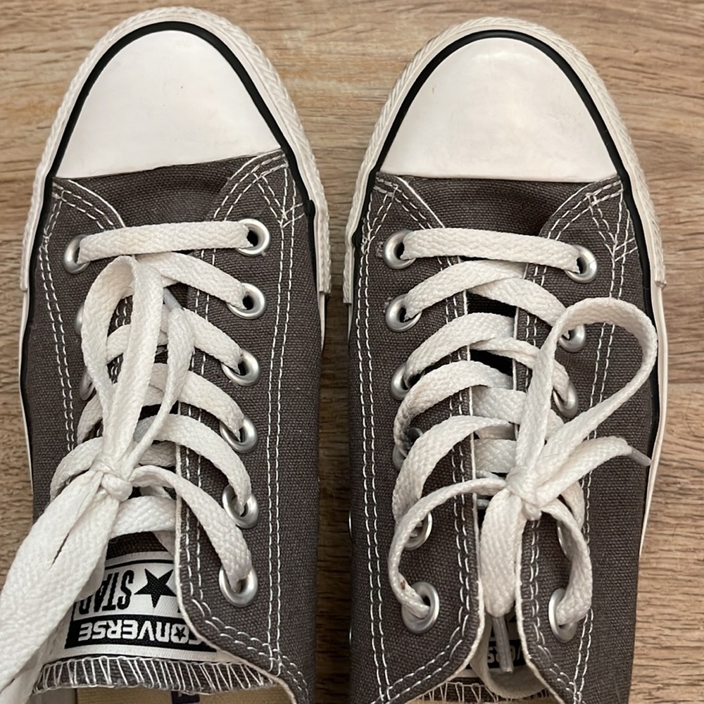 Gray Converse - Picture 2 of 7
